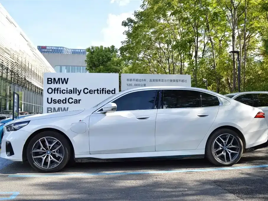BMW i5 2024 из CN, фото 5