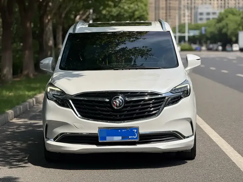 Buick GL8 2022 из CN, фото 2