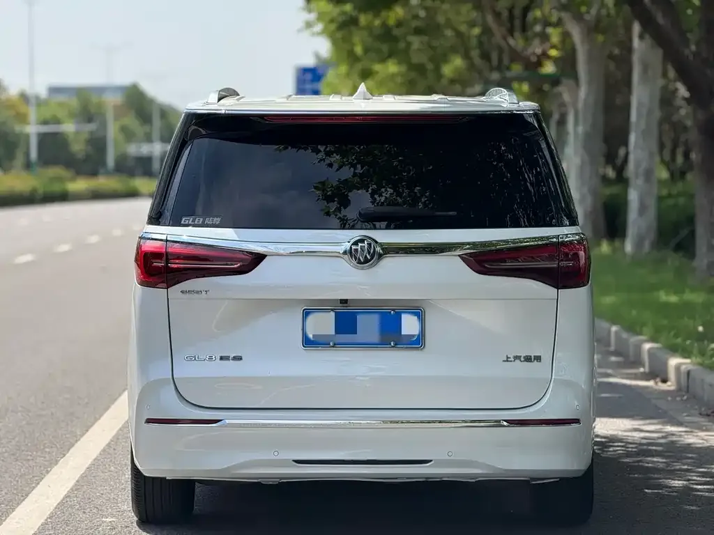 Buick GL8 2022 из CN, фото 4