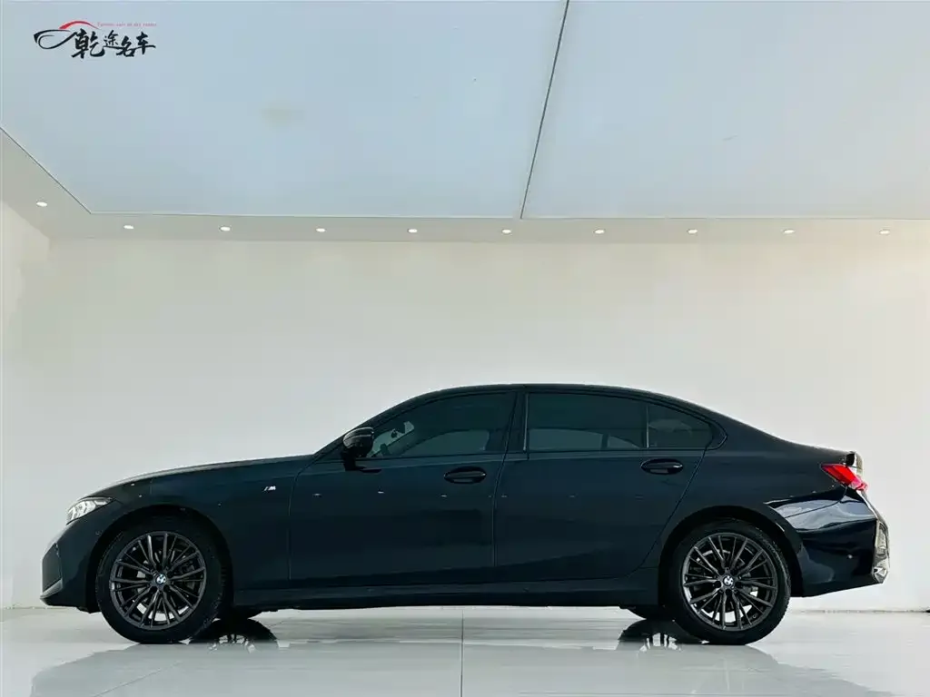 BMW 3 Series 2023 из CN, фото 4