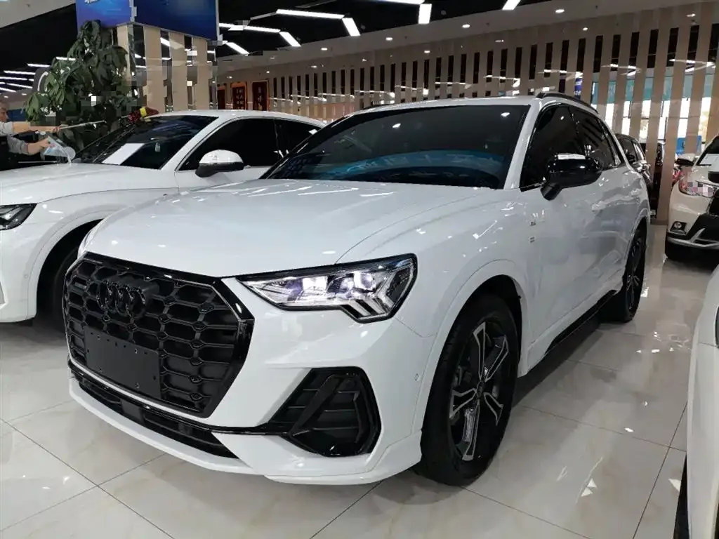 Audi Q3 — фото 2