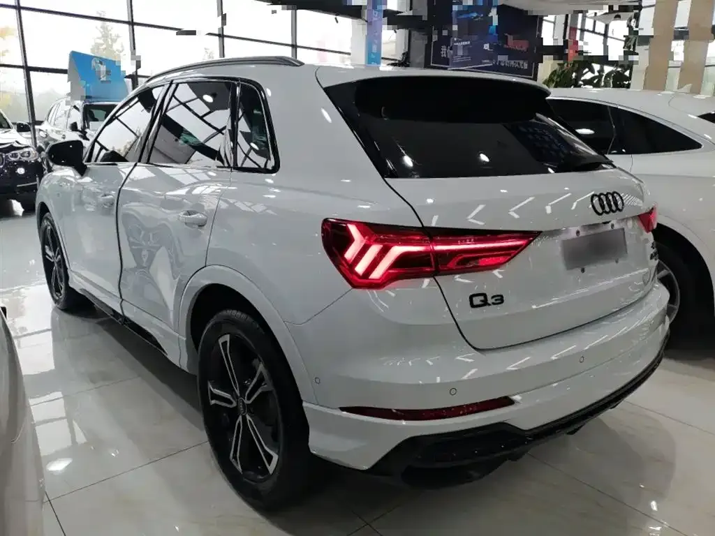 Audi Q3 — фото 5