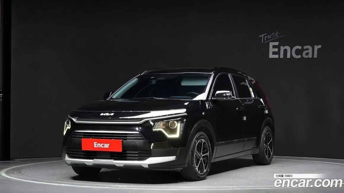 Kia Niro — фото 1