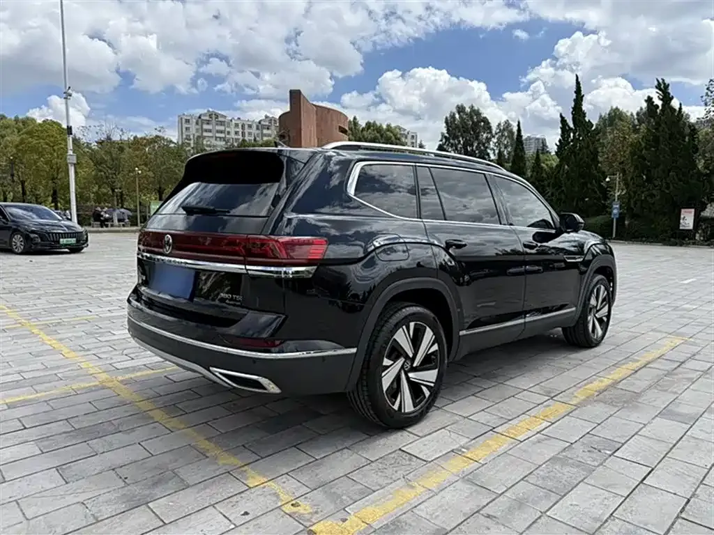 Volkswagen Teramont 2023 из CN, фото 10