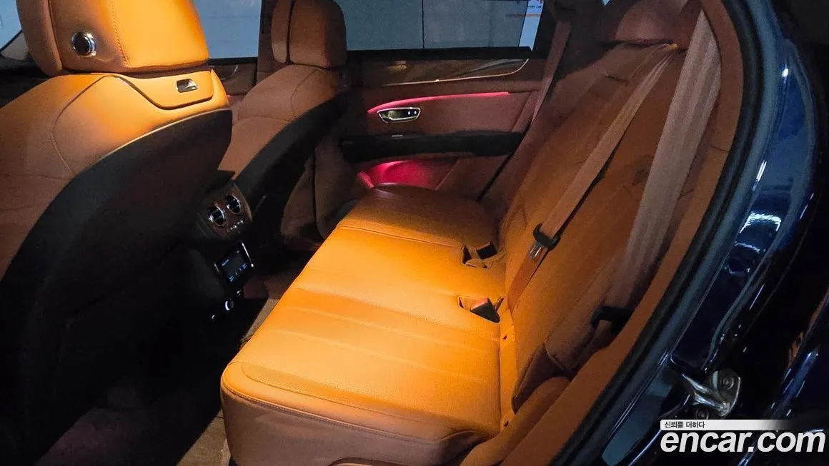 Bentley Bentayga 2024 из KR, фото 10