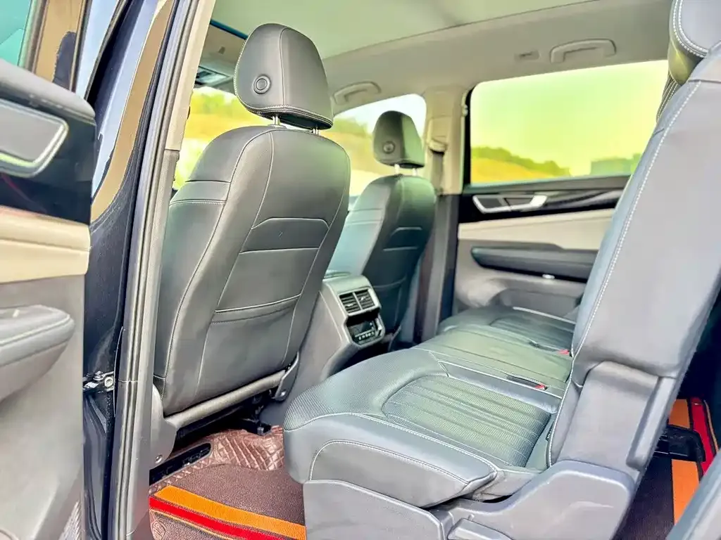 Volkswagen Teramont 2023 из CN, фото 6