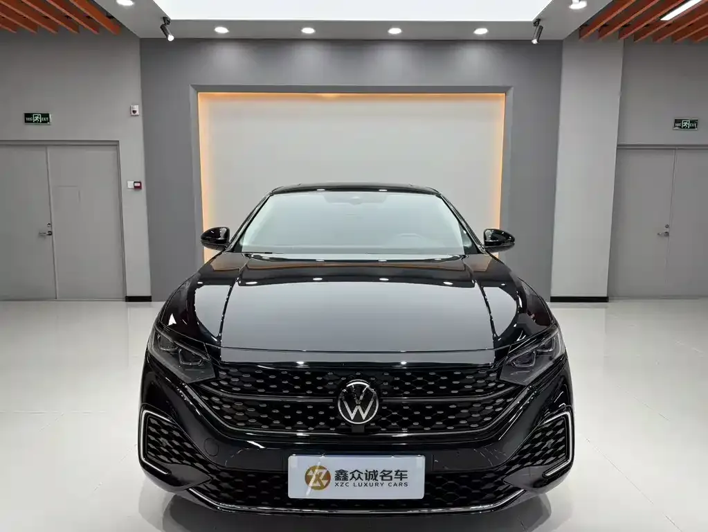 Volkswagen Passat — фото 2