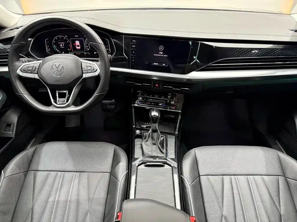 Volkswagen Passat — фото 6