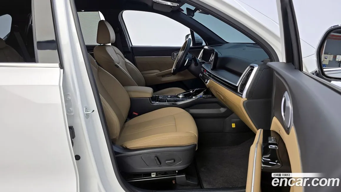 Kia Sorento — фото 10