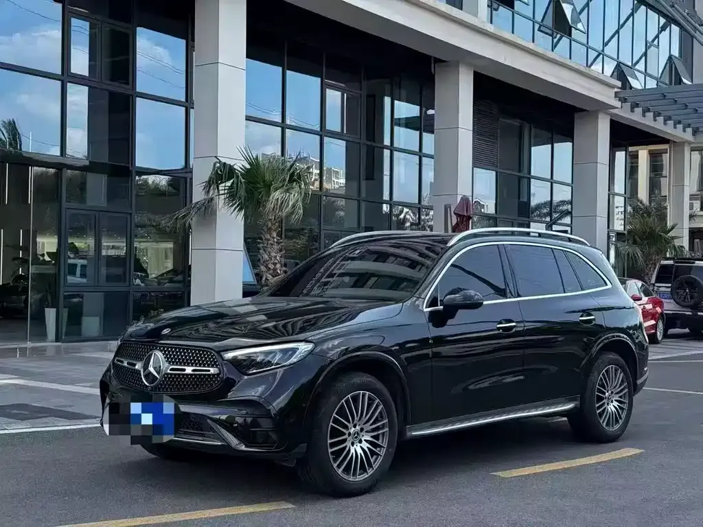 Mercedes-Benz GLC 2023 из CN, фото 1