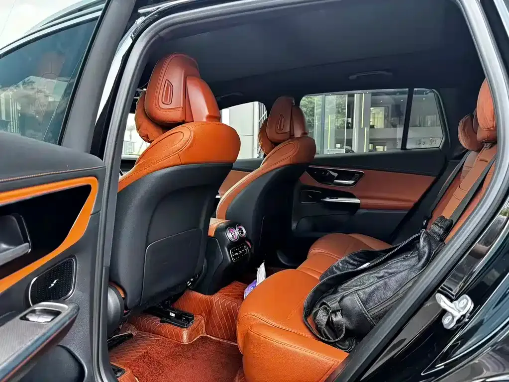 Mercedes-Benz GLC 2023 из CN, фото 9