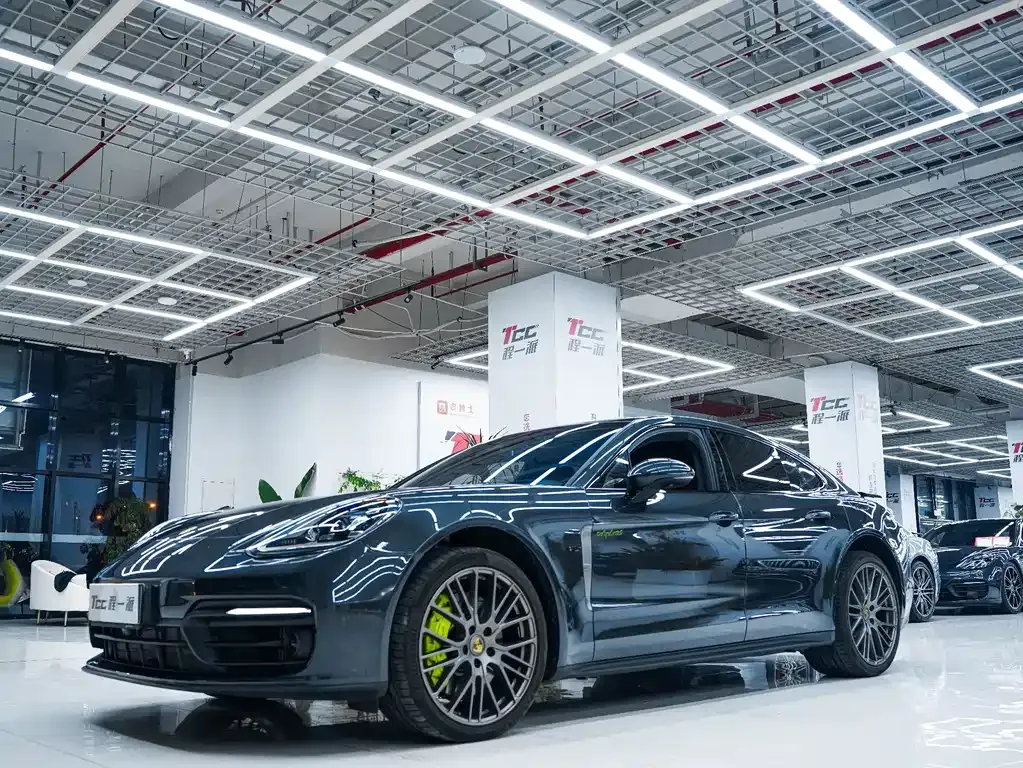 Porsche Panamera Hybrid — фото 3