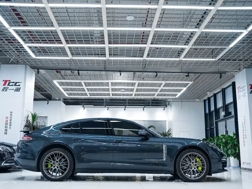 Porsche Panamera Hybrid — фото 5