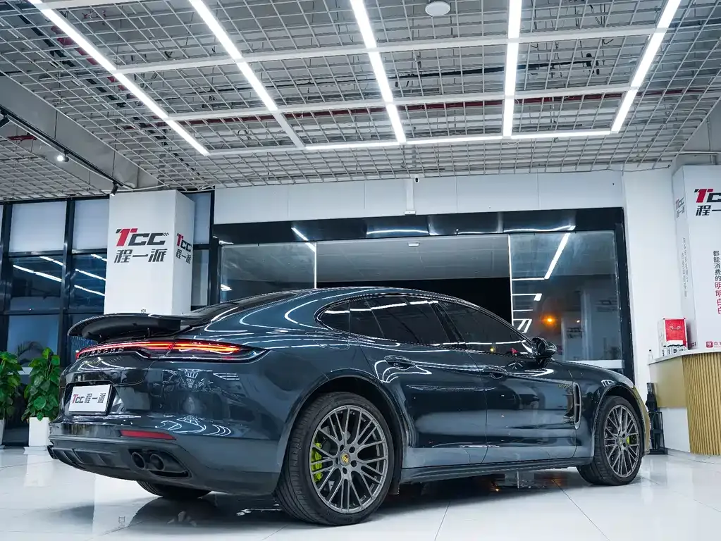 Porsche Panamera Hybrid — фото 9