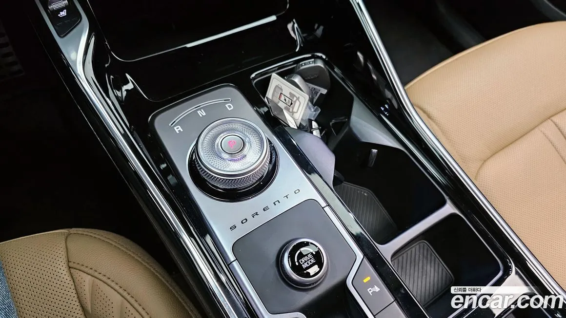 Kia Sorento — фото 9