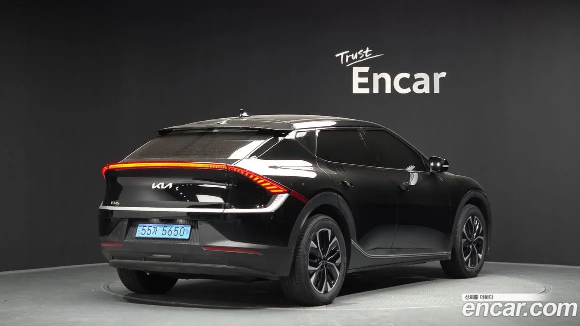 Kia EV6 — фото 2