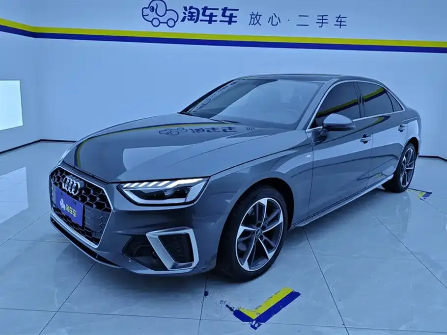 Audi A4L 2022 из CN, фото 1