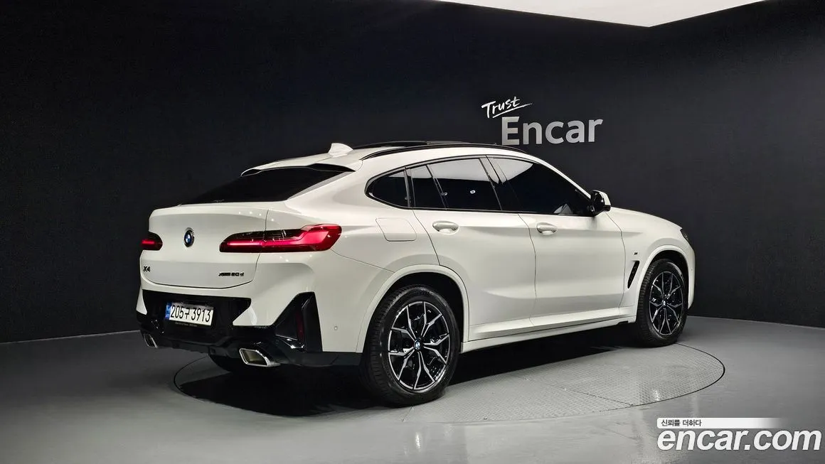 BMW X4 2023 из KR, фото 2