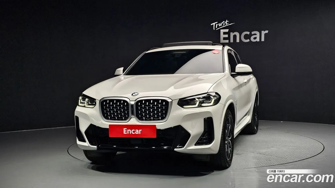 BMW X4 2023 из KR, фото 3