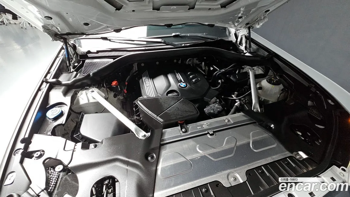 BMW X4 2023 из KR, фото 6