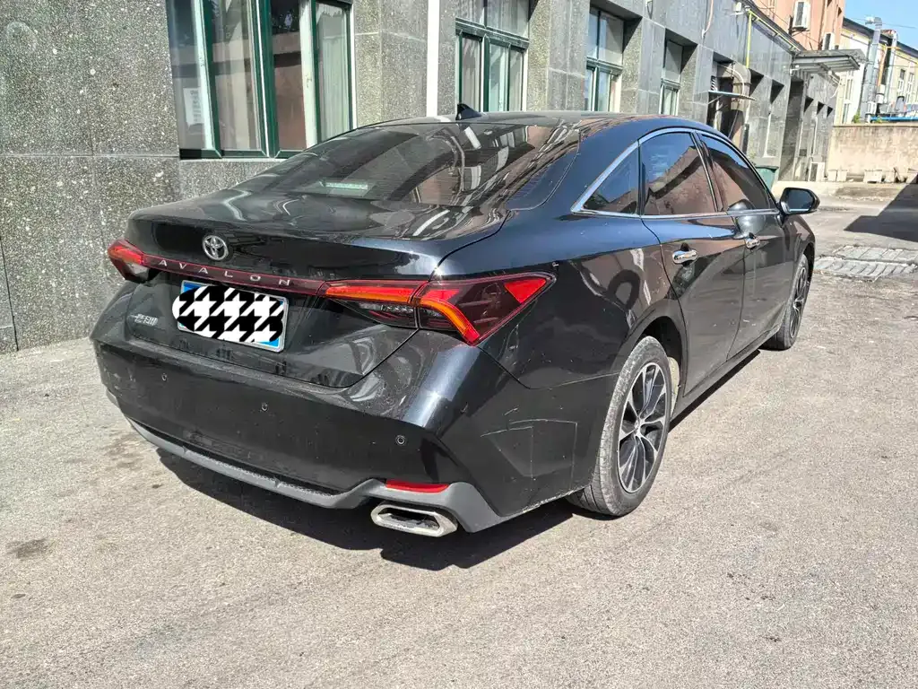 Toyota Avalon 2023 из CN, фото 3