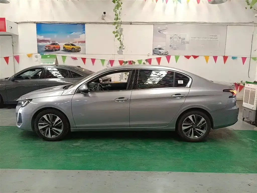 Peugeot 408 2023 из CN, фото 5