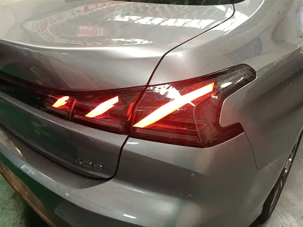 Peugeot 408 2023 из CN, фото 8