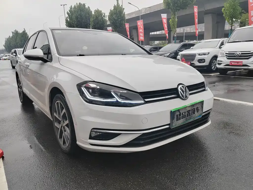 Volkswagen Golf 2021 из CN, фото 3