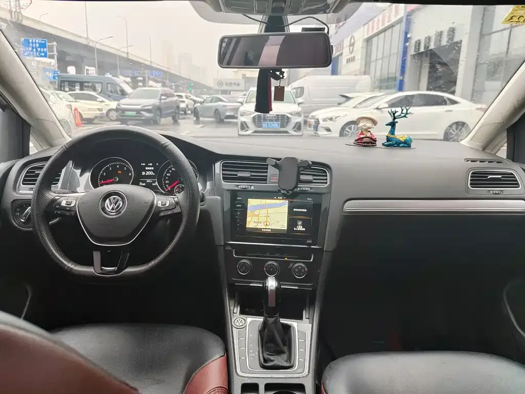 Volkswagen Golf 2021 из CN, фото 9