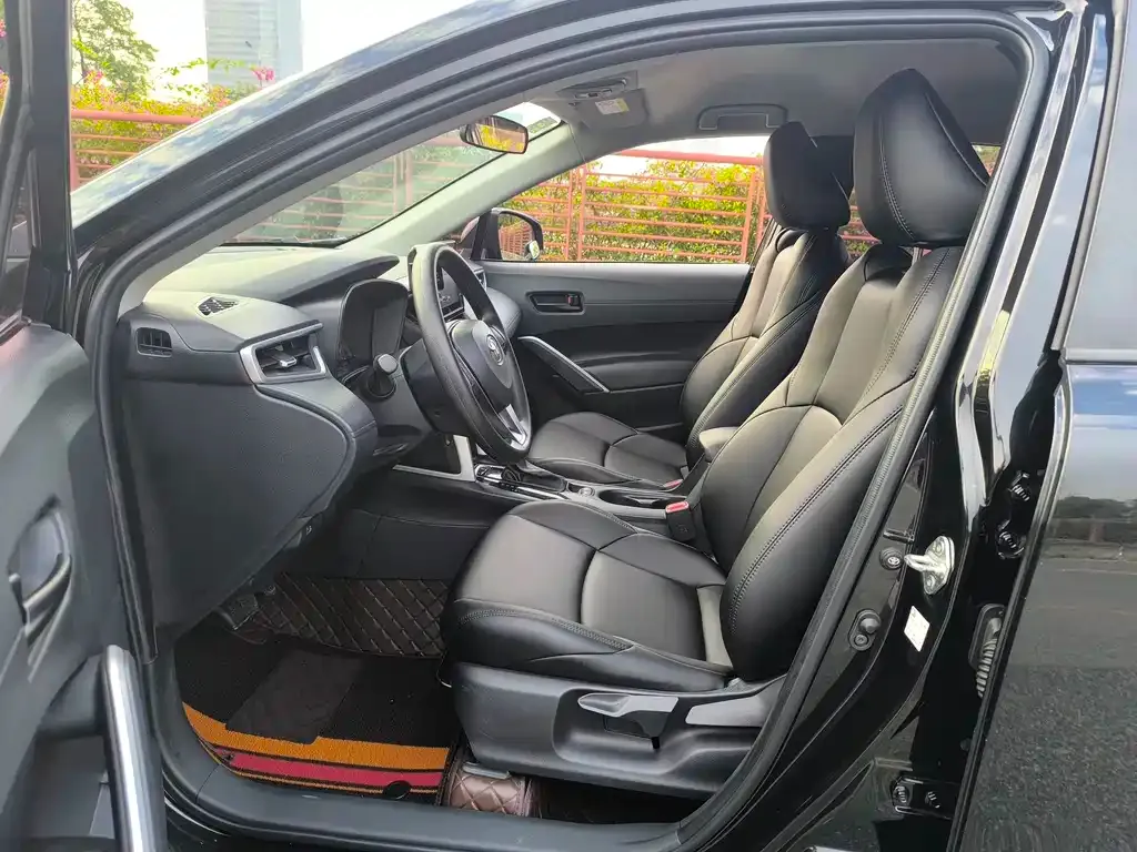 Toyota Frontlander 2022 из CN, фото 10