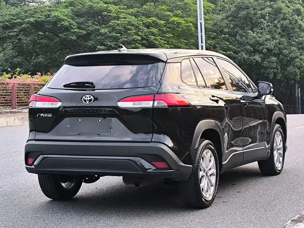 Toyota Frontlander 2022 из CN, фото 5