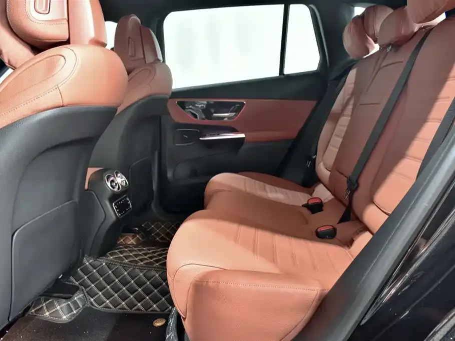 Mercedes-Benz GLC 2024 из CN, фото 10