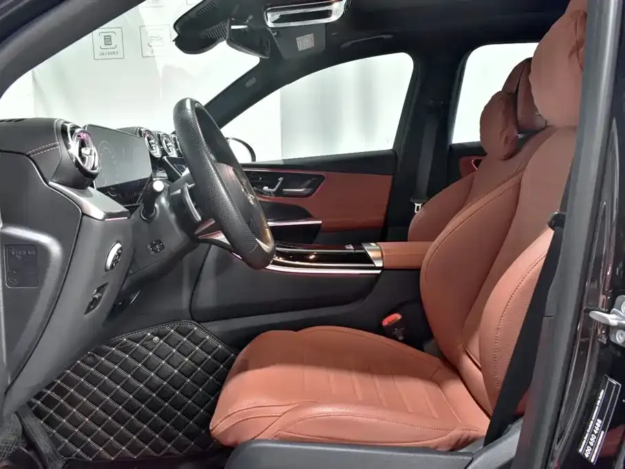 Mercedes-Benz GLC 2024 из CN, фото 8