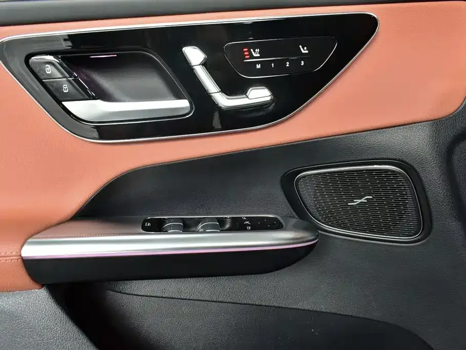 Mercedes-Benz GLC 2024 из CN, фото 9