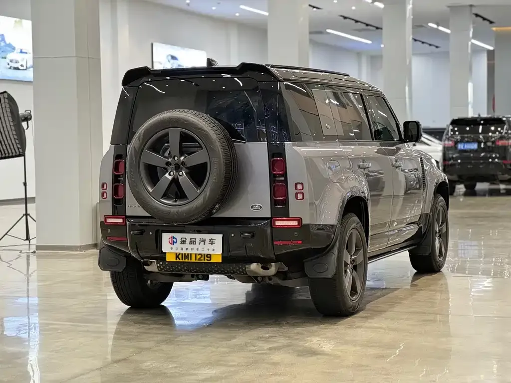 Land Rover Defender 2024 из CN, фото 4