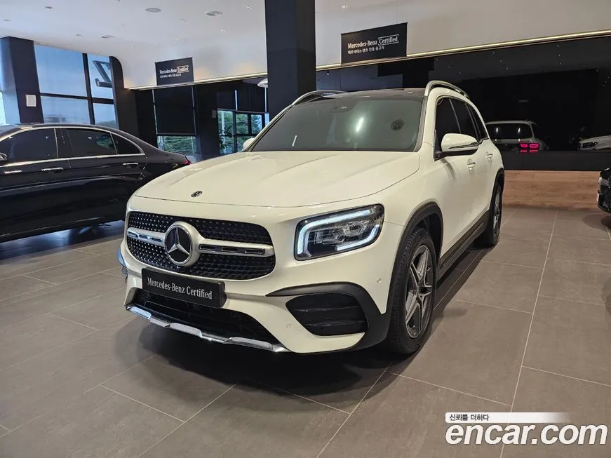 Mercedes-Benz GLB-Class — фото 1