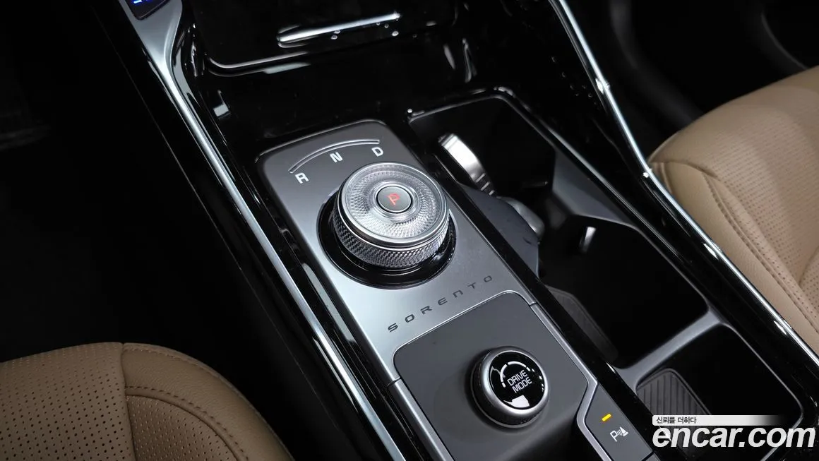 Kia Sorento — фото 9