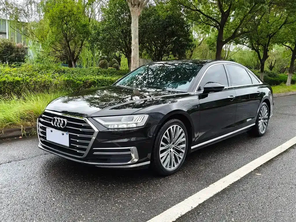 Audi A8 2022 из CN, фото 1