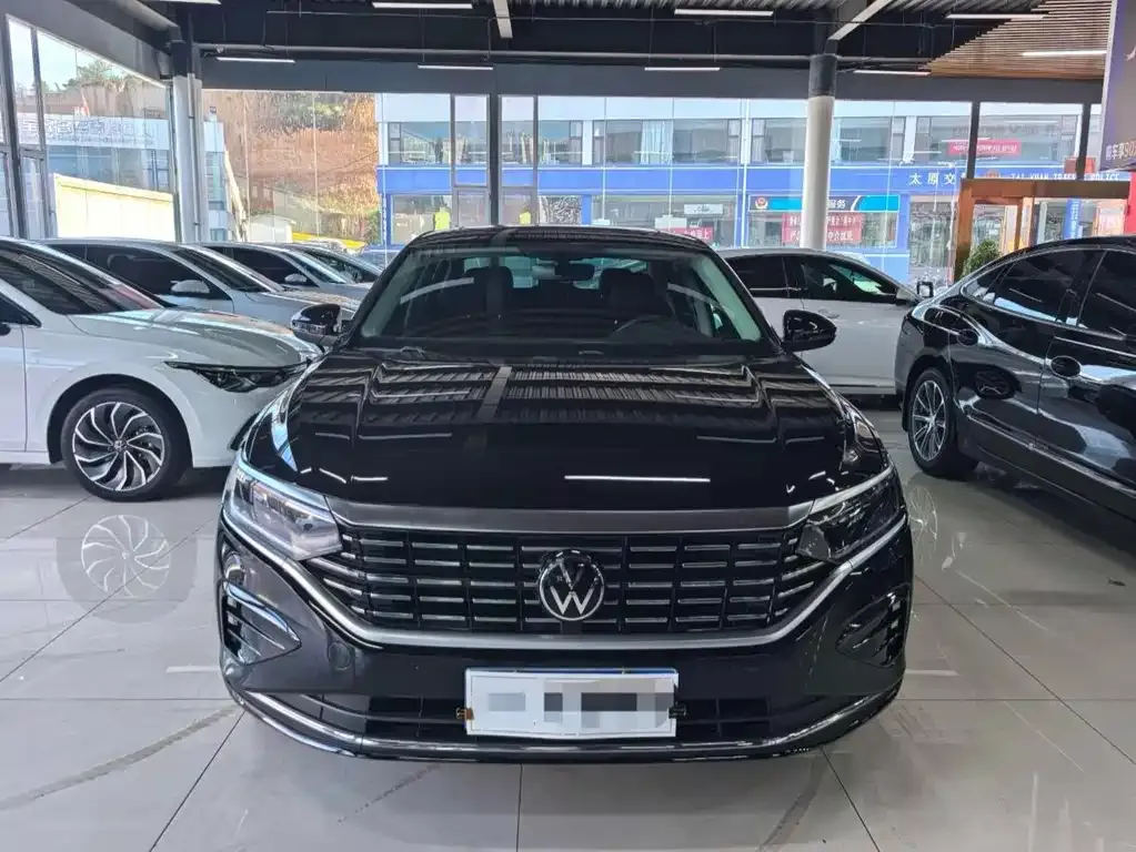 Volkswagen Passat 2022 из CN, фото 2