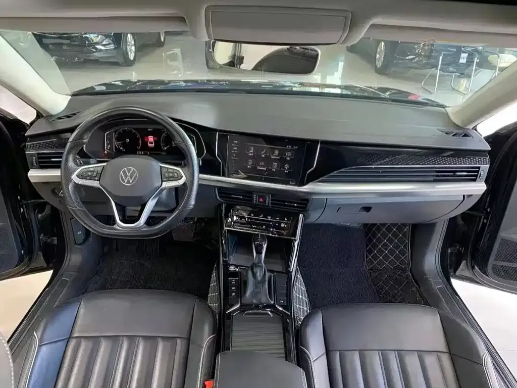 Volkswagen Passat 2022 из CN, фото 8