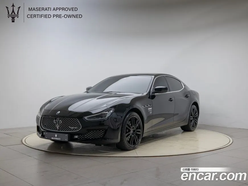 Maserati Ghibli — фото 1
