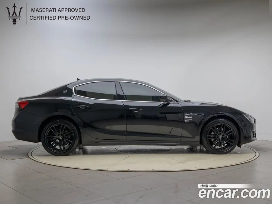 Maserati Ghibli — фото 6