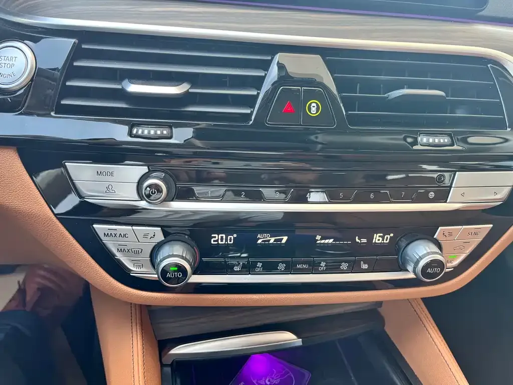 BMW 5 Series New Energy 2023 из CN, фото 9