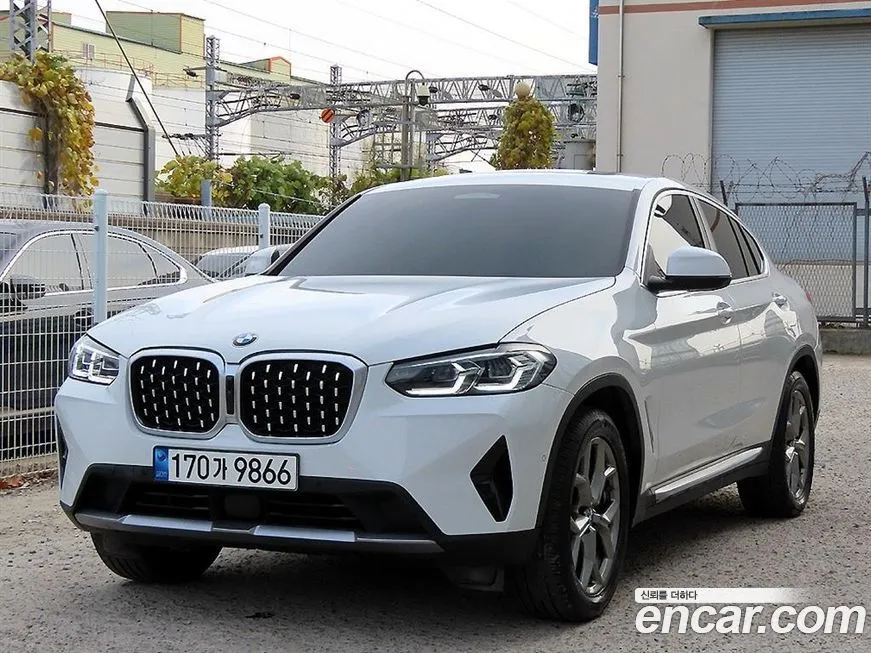 BMW X4 2023 из KR, фото 2