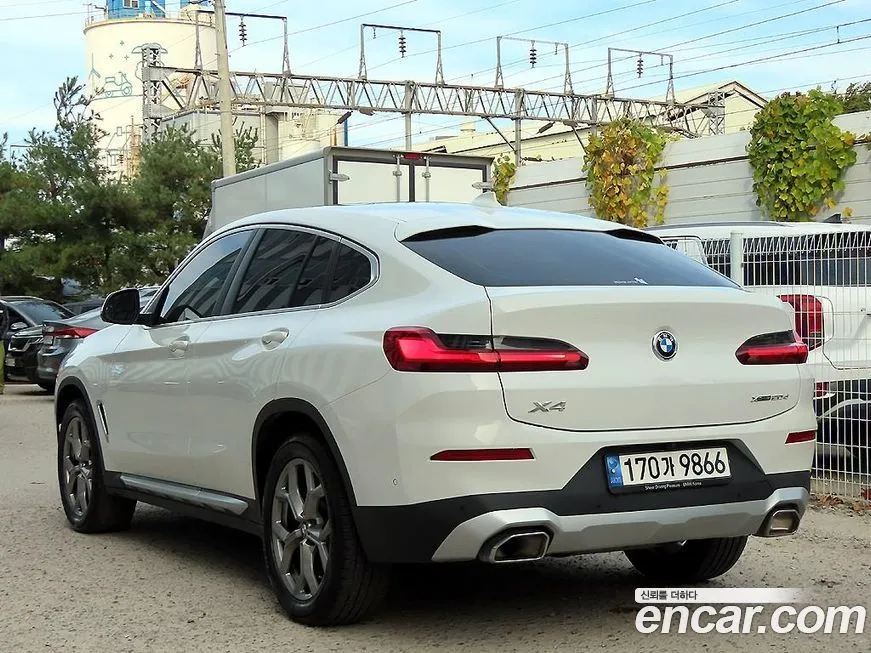 BMW X4 2023 из KR, фото 3