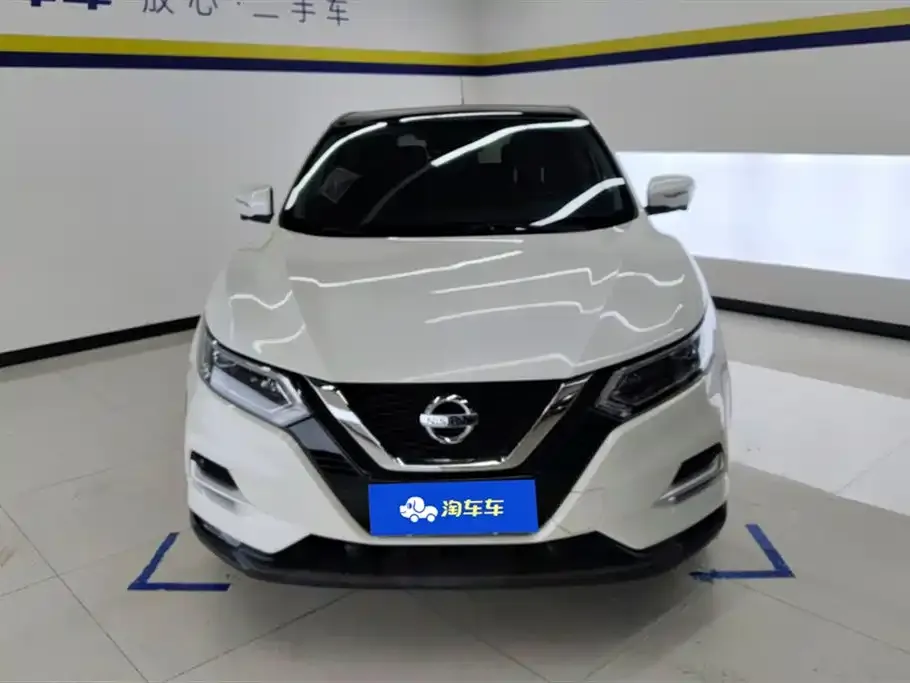 Nissan Qashqai 2021 из CN, фото 2