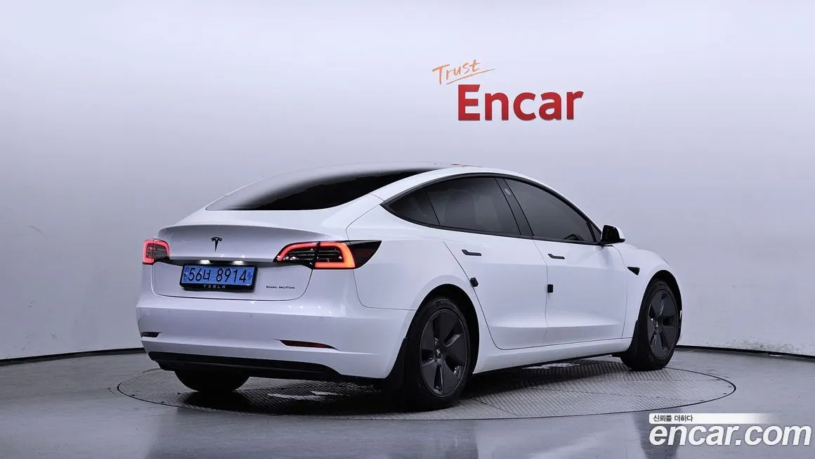 Tesla Model 3 2022 из KR, фото 2