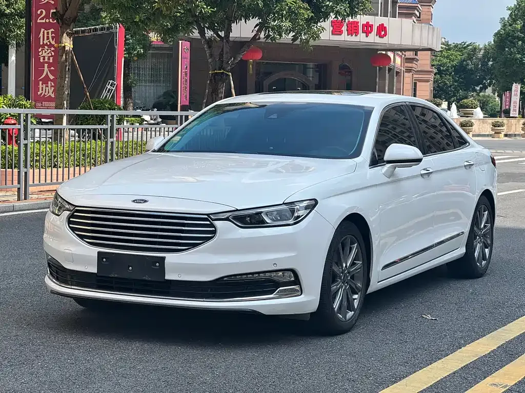 Ford Taurus 2021 из CN, фото 1