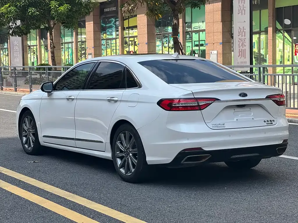Ford Taurus 2021 из CN, фото 4