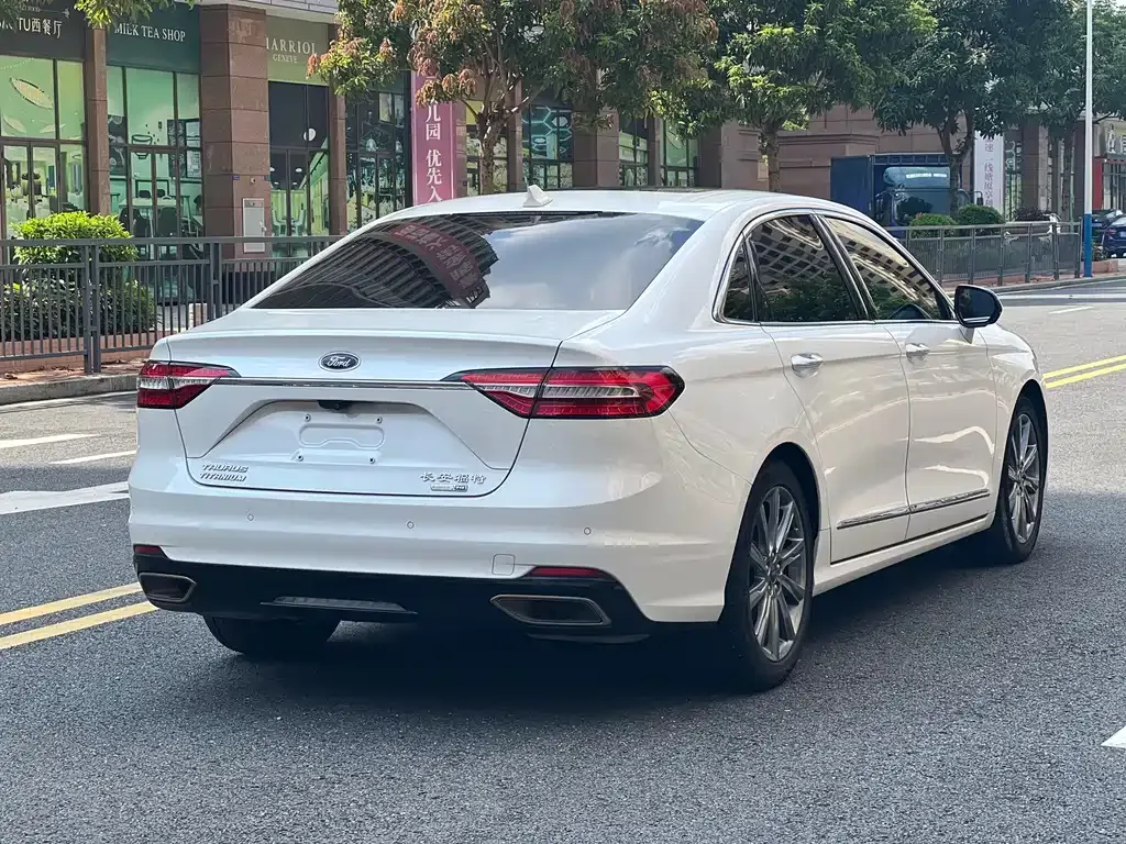 Ford Taurus 2021 из CN, фото 6
